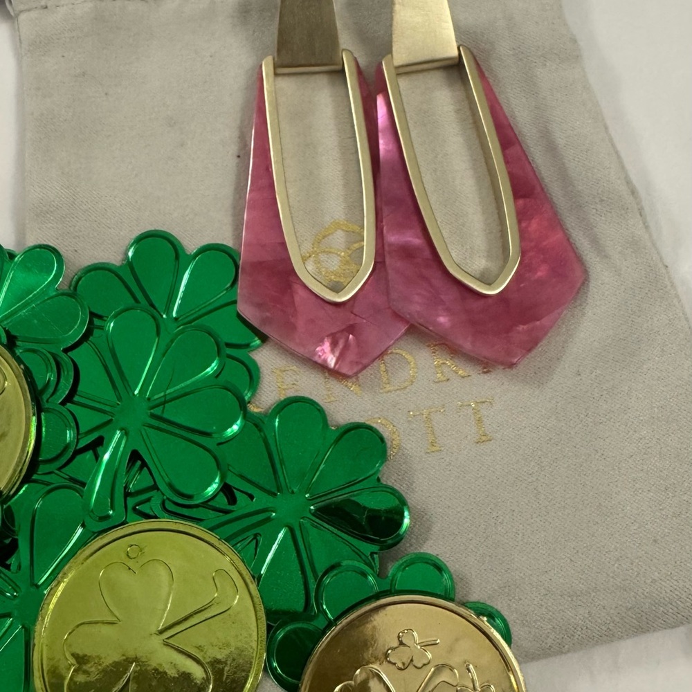 Kendra Scott Kiernan earrings